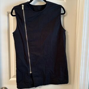 Rick Owens mainline men’s 100% cotton.